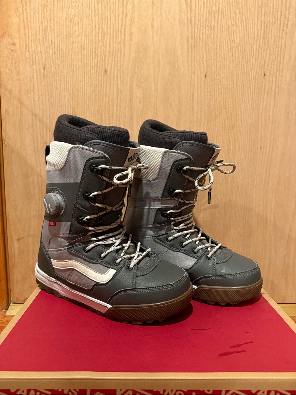 Vans Invada Pro Snowboard Boot
